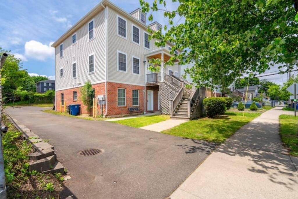 Gorgeous Waterfront 2 Bedroom 1 Bath Modern Home. New Haven Eksteriør billede